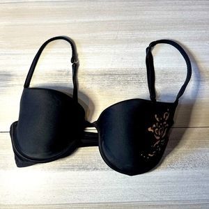 Wonderbra  Black With laser  tan design Sz 36C underwire